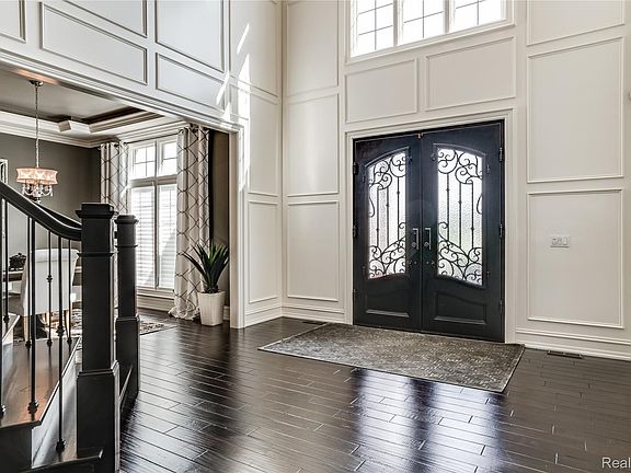 5th image of 7901-7 Mile Rd