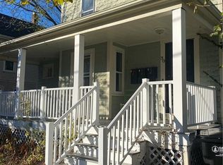 30 Channing St #1, Newport, RI 02840