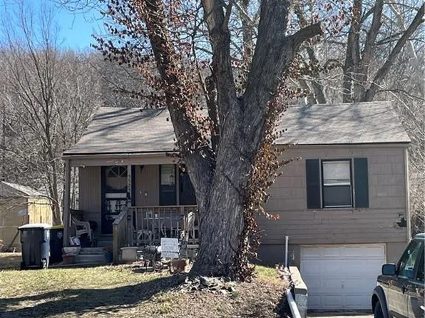 5525 Hardesty Ave, Kansas City, MO 64130