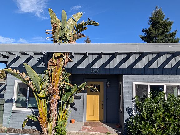 4th image of 2250 Capitol Ave
