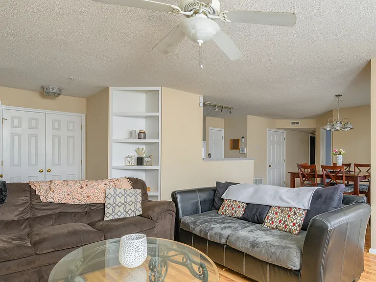 813 Timberline Ridge Ct — Photo 2