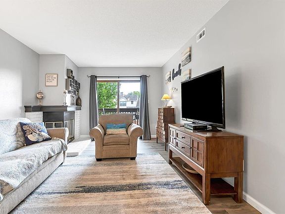 4th image of 7014 Green Tee Ct APT D