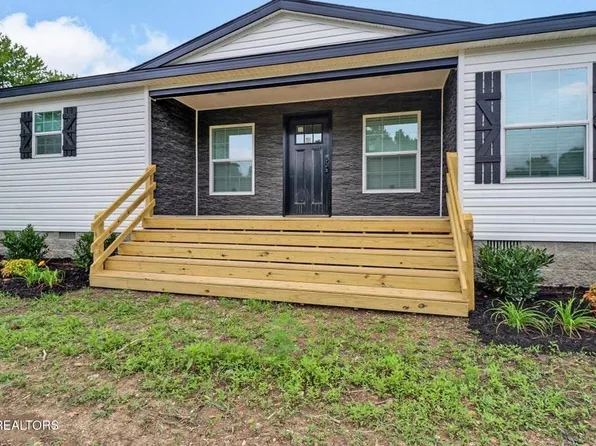 420 Southern Ln, Oneida, TN 37841