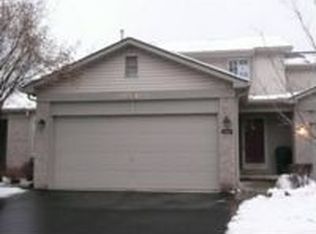 6991 Deerhurst Dr #102, Westland, MI 48185
