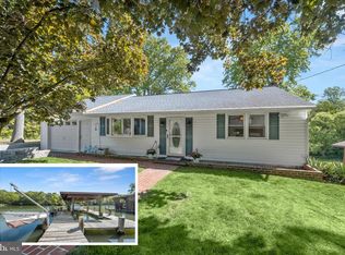 1602 Wall Dr, Pasadena, MD 21122