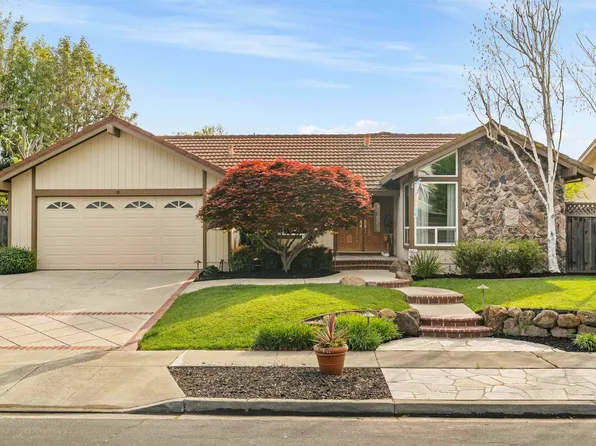 5534 Blackbird Dr, Pleasanton, CA 94566