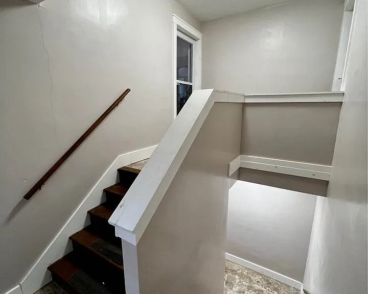 65 N Brinker Ave — Photo 14