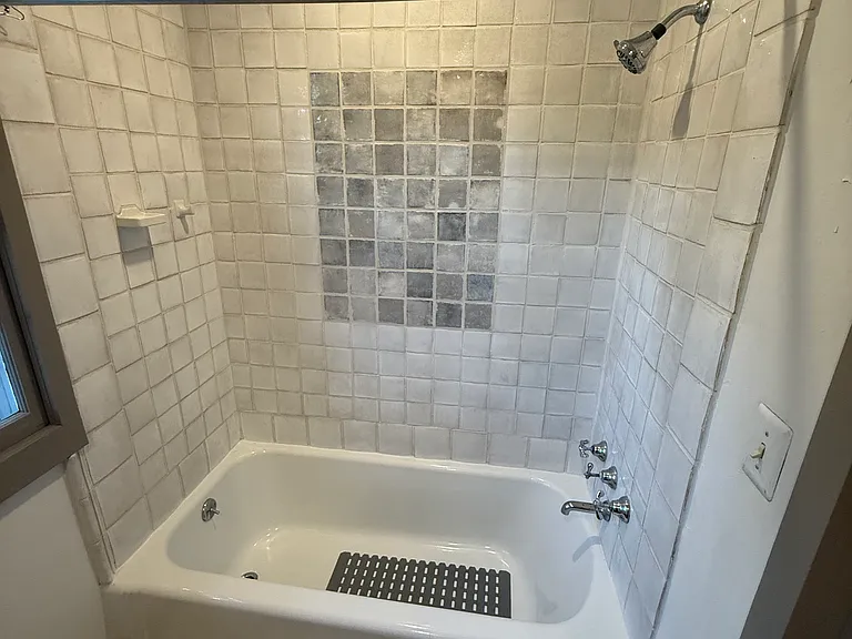 Creekside Dr — Photo 19