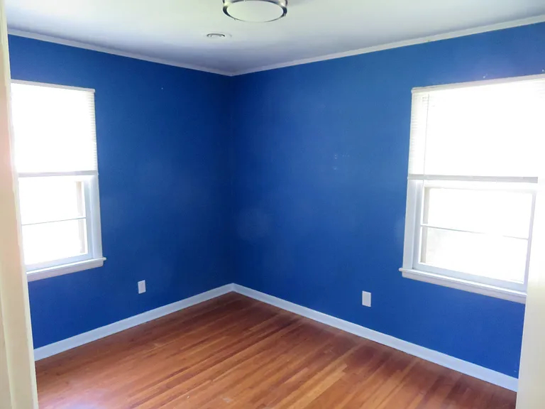 1900 Stevens Dr NE — Photo 5