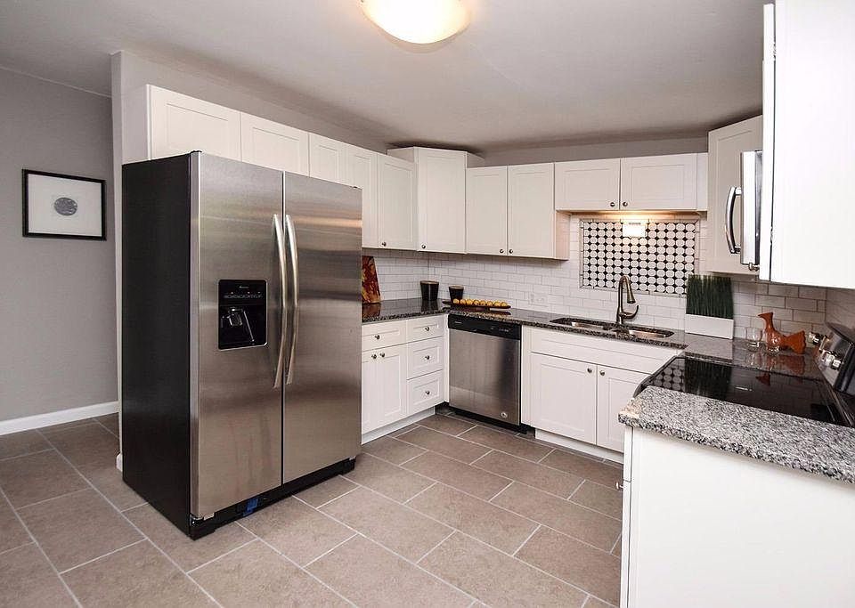 324 Compton Rd, Cincinnati, OH 45215 Zillow