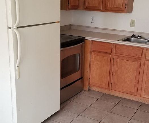 2nd image of 1120 Plain St #800-C01