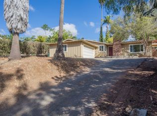 170 Beaumont Dr, Vista, CA 92084