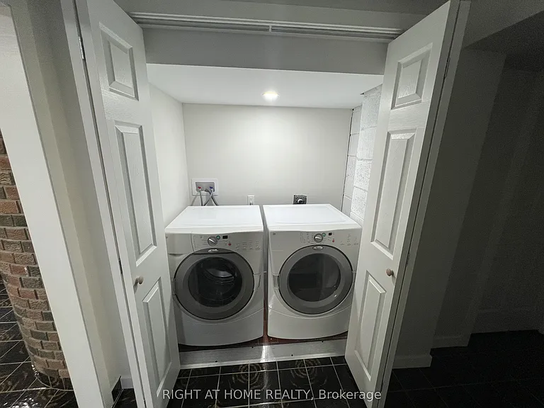 9 Dewlane Dr — Photo 4