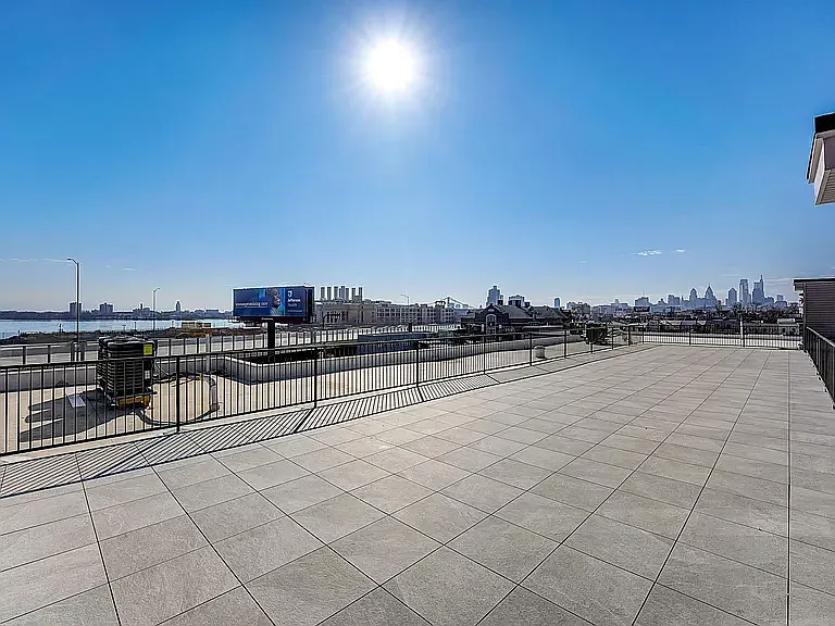 1111 E Berks St #B11 — Photo 11