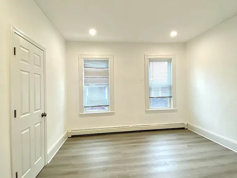 20 Howard St #2 — Photo 10