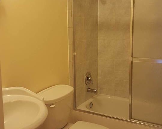 5th image of 435 S Cleveland Ave APT 104