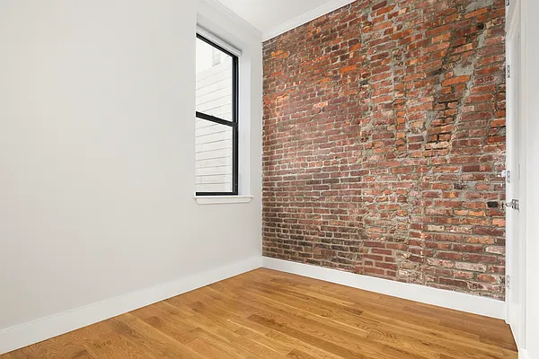 Rented by Corigin Management | media 14