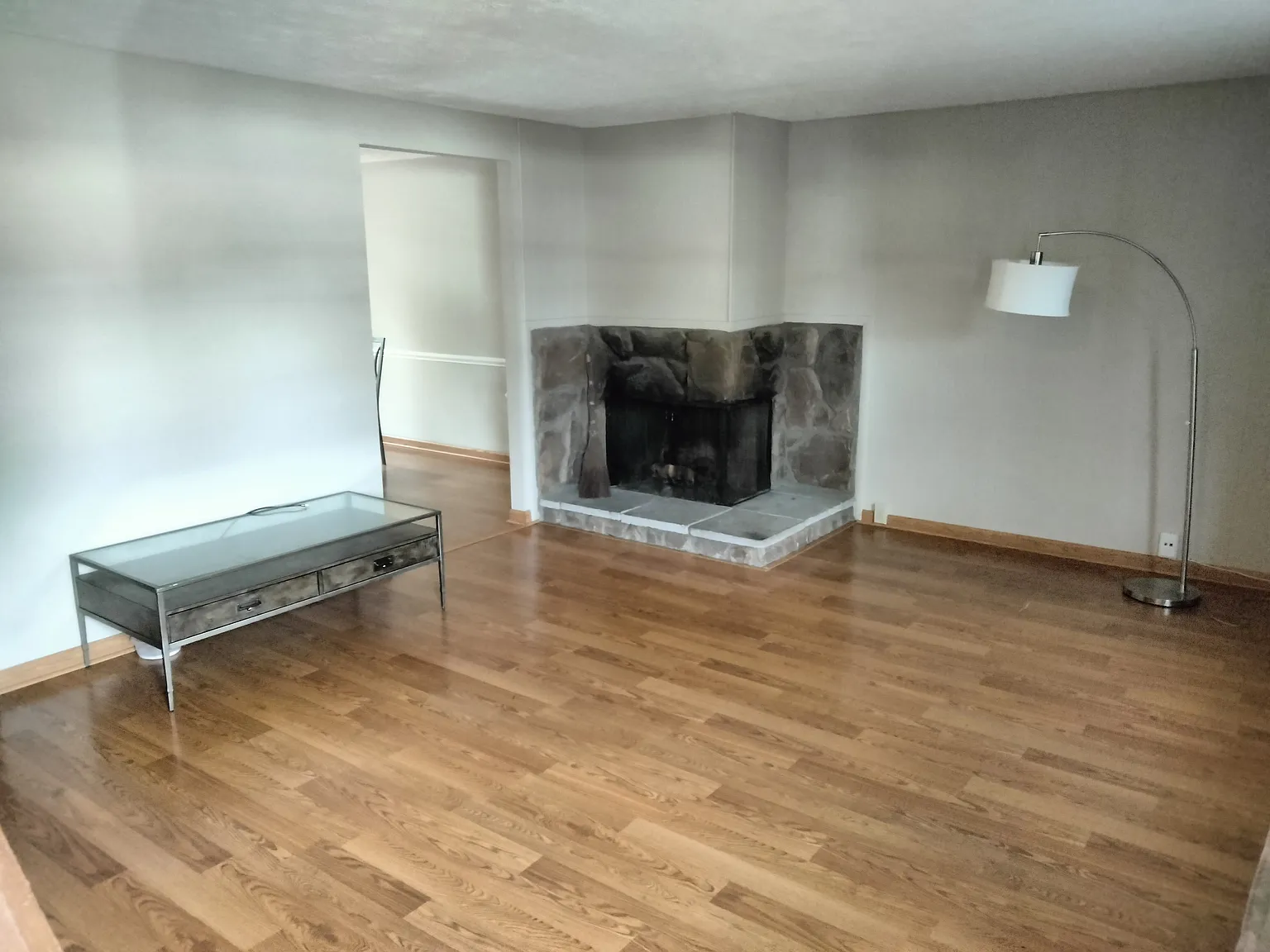 2 bed, 1.5 bath, 1276 sqft, $1,395 — Photo 2