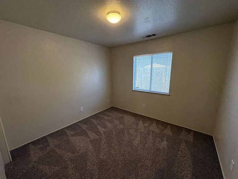 869 Belmont St — Photo 13