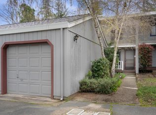 213 New York Ranch Rd APT I, Jackson, CA 95642