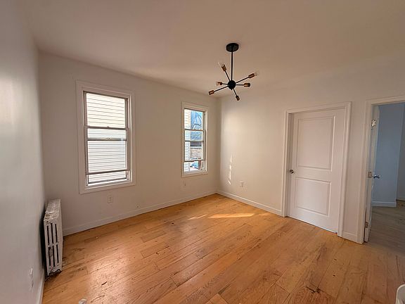 3rd image of 201 Olean Ave #2E