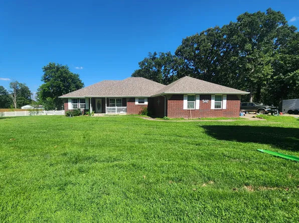 4112 S 118th Road, Bolivar, MO 65613