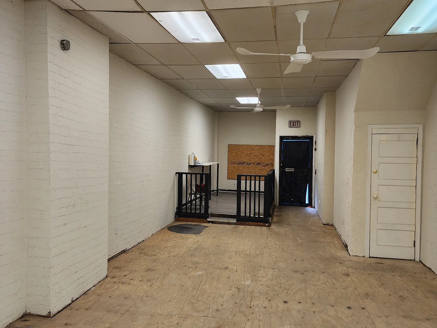 1 bed, 1.5 bath, 1080 sqft, $2,250 — Photo 2