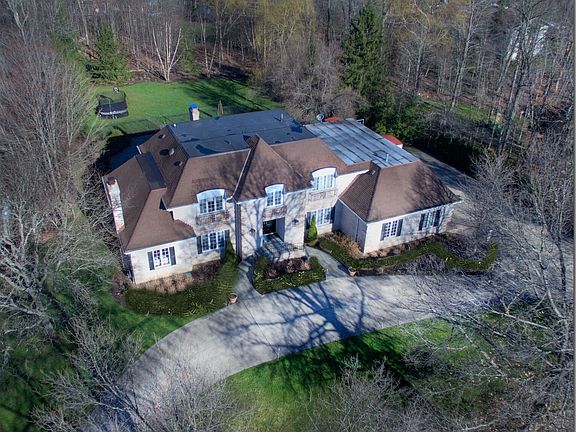 2nd image of 34 Pepper Creek Dr