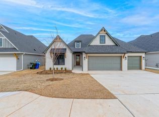 2324 Preserve Edge Dr, Edmond, OK 73034