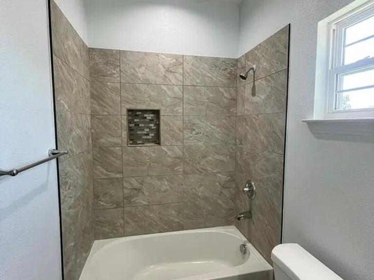 Guest Restroom
