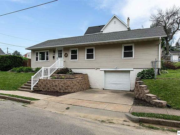 2nd image of 510 W 16th St