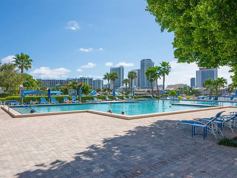 600 Three Islands Blvd #403 — Photo 39