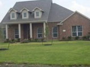 8603 Black Horse Rd, Baytown, TX 77520