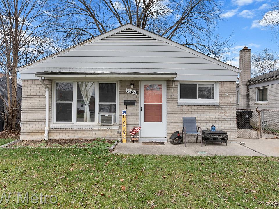 1st image of 26092 Lehner St
