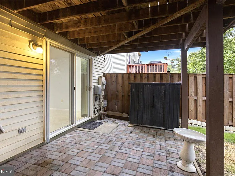 508 Palmspring Dr — Photo 43