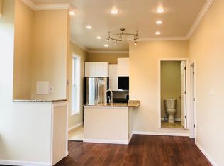 321 W 24th St APT 3R, Chicago, IL 60616