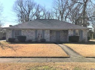 1211 E Bonnie St, Gonzales, LA 70737