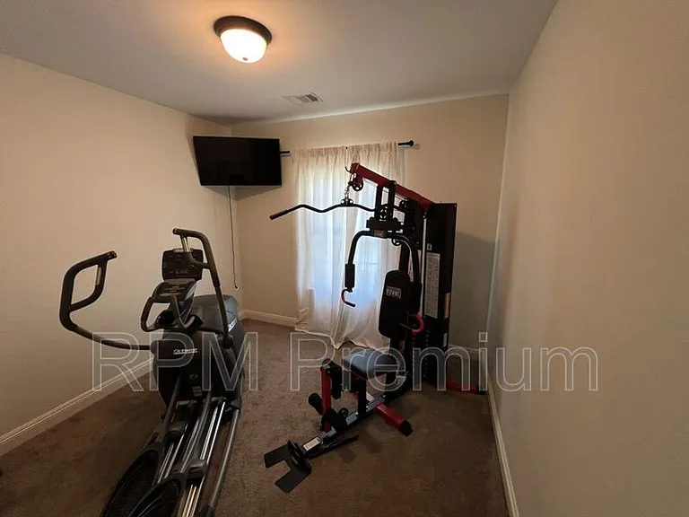 2913 Country Lakes Ave — Photo 30