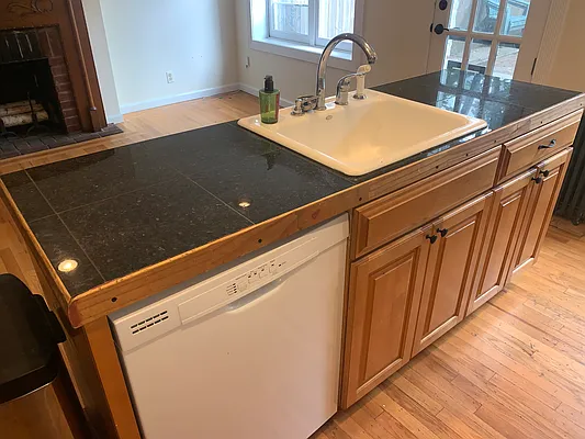 Rented by American Way Real Estate Inc | media 14