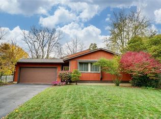 5811 Woodpine Ct, Dayton, OH 45424