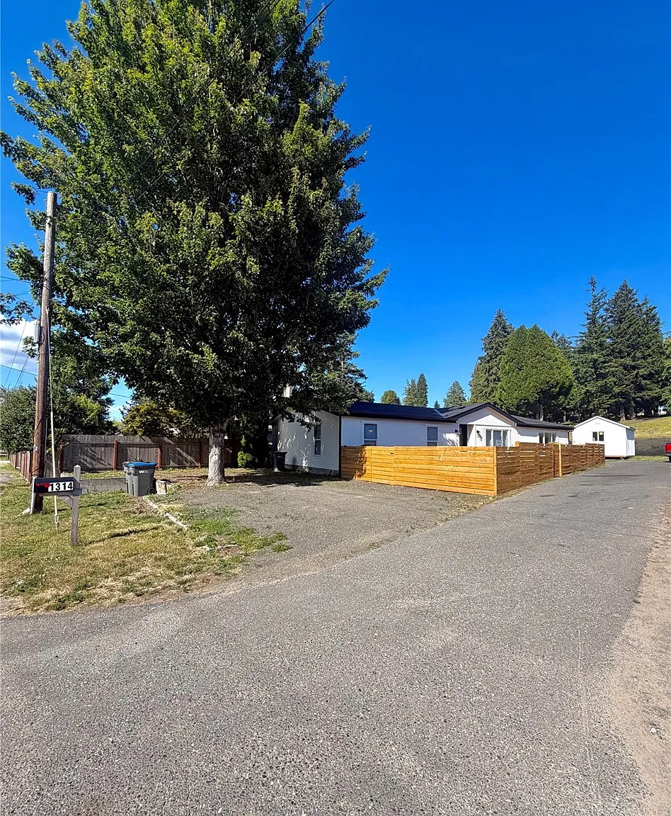 3 bed, 1512 sqft, $2,650 — Photo 3
