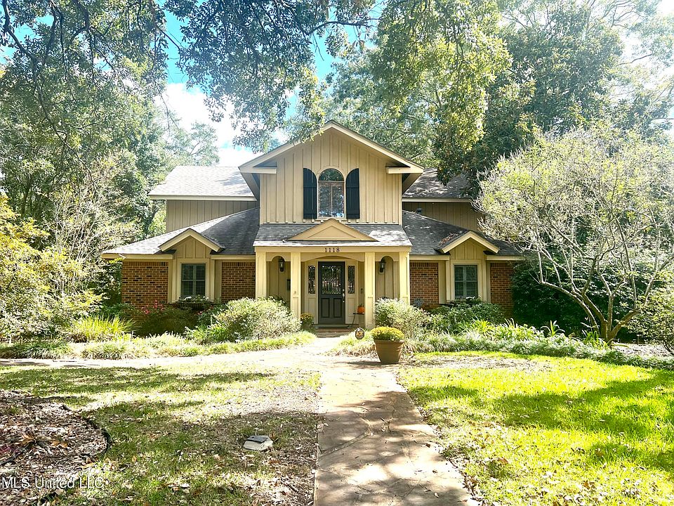 1st image of 1118 Driftwood St