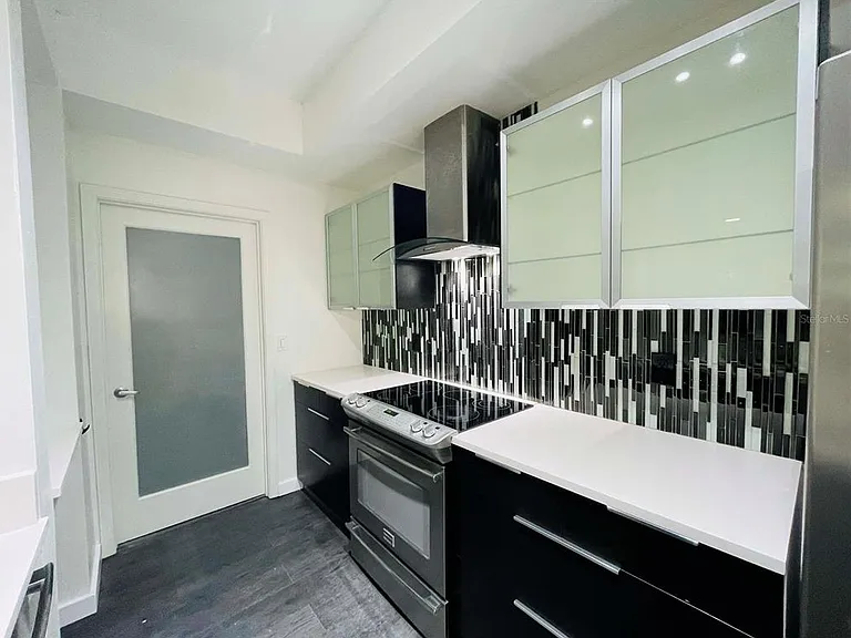 12012 Villanova Dr #103 — Photo 8