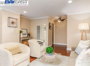 2890 Treat Blvd UNIT 28, Concord, CA