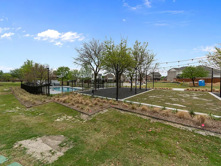 800 Emerling Dr — Photo 31