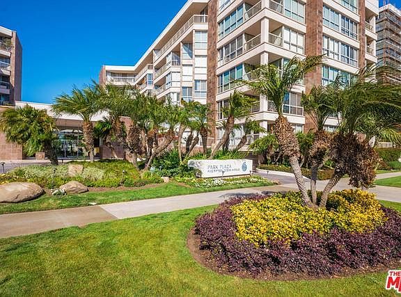 2nd image of 515 Ocean Ave Unit 607S