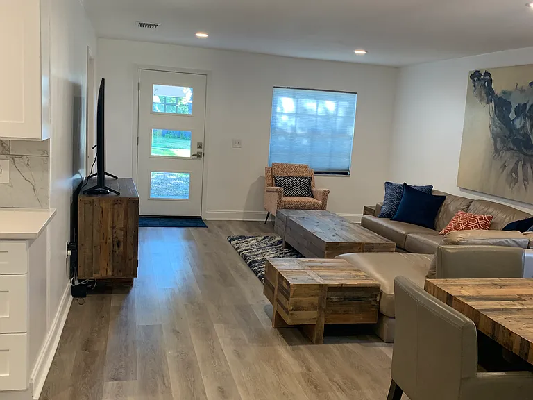 307 W Frances Ave — Photo 5