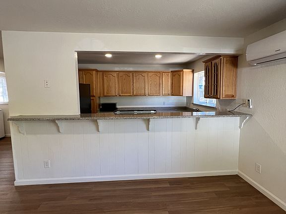 3rd image of 4041 Blagen Blvd