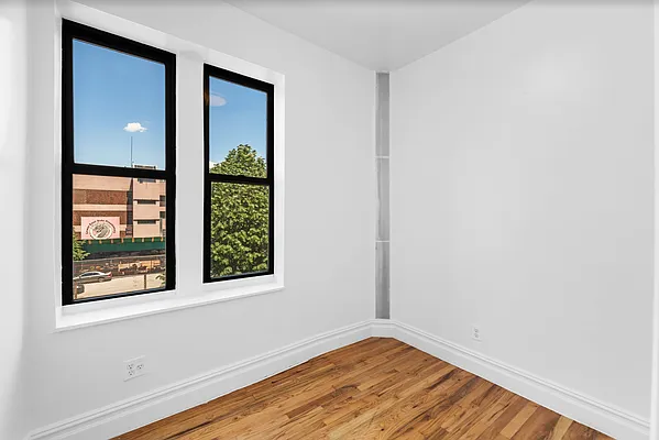 Rented by REAL New York | media 20