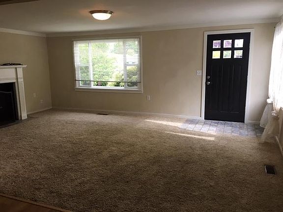 4th image of 4406 N 24th St